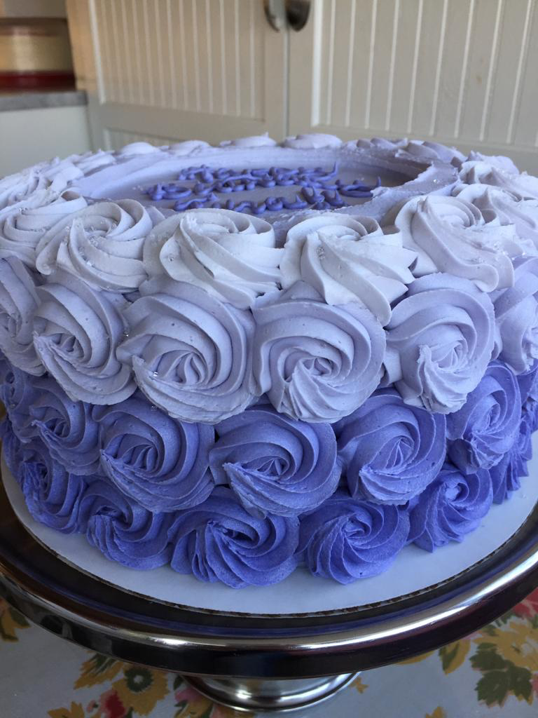 A blue rosette cake fit for a princess! | Burpple