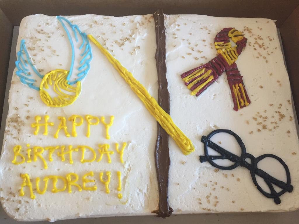 30 Harry Potter Birthday Cake Ideas : Gold Drips + Hogwarts Letter + Golden  Snitch